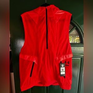 NWT Under Armour lightweight hooded nylon vest, Orange, Sz Large